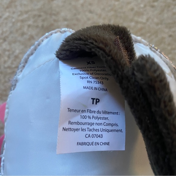 Costume, Chocolate Cupcake w/Pink Frosting - Picture 5 of 6